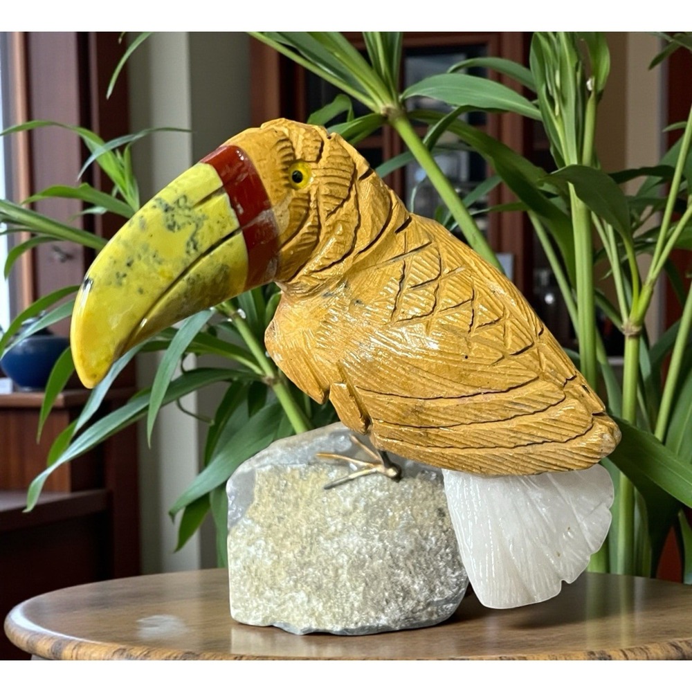 Peruvian Peru Toucan Bird Stone Rock Figurine Hand Carved Mineral Art Multicolor
